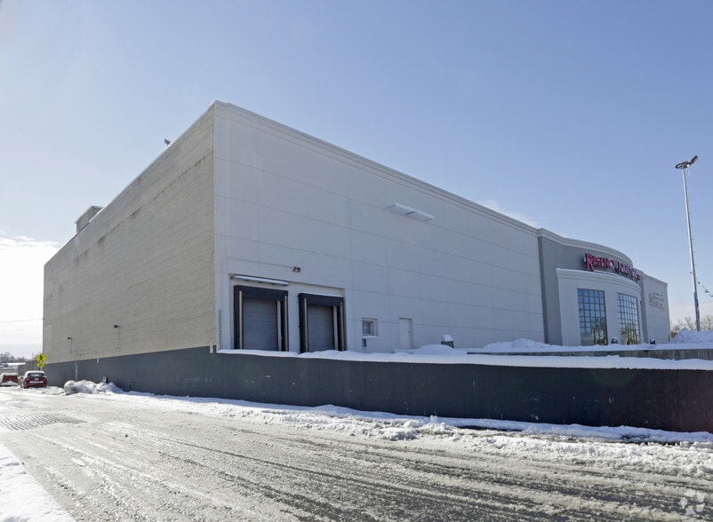 More Photos Of 7901-8011 New Hampshire Ave, Hyattsville Storefront For Lease