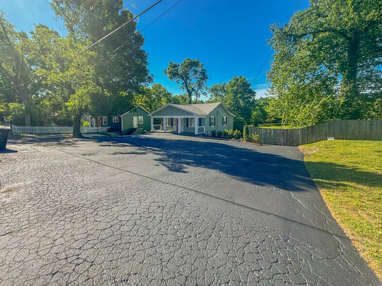 More Photos Of 1102 Kirkland Avenue, Nashville Office Residential For Lease