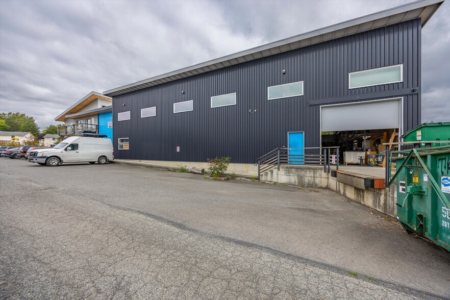 More Photos Of 1600 Carolina St, Bellingham Industrial For Sale