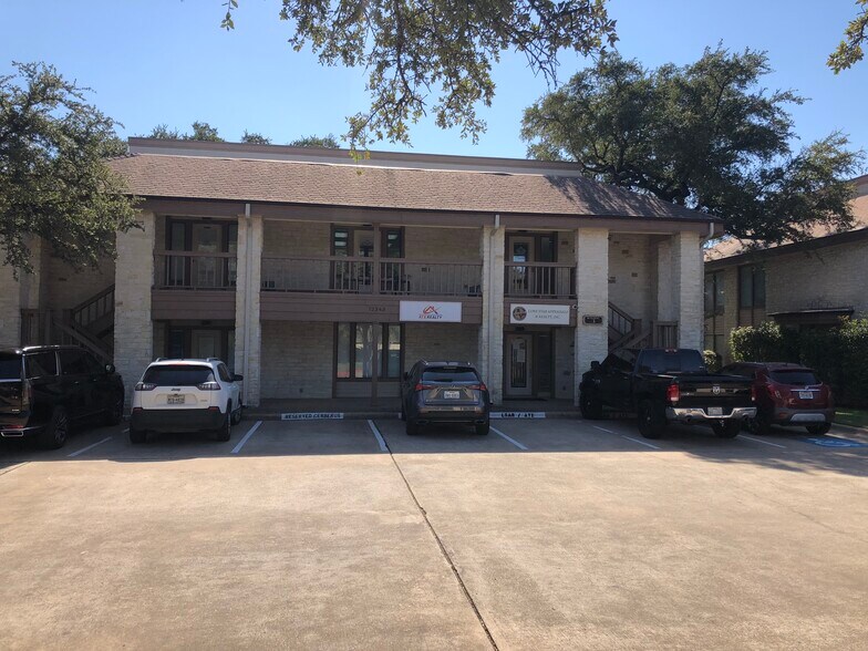 More Photos Of 12343 Hymeadow Dr, Austin Office For Sale