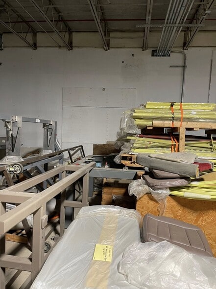More Photos Of 1341 Hughes Ford Rd, Frederick Light Manufacturing For Sale
