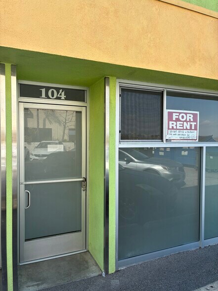 Primary Photo Of 343 Culver Blvd, Playa Del Rey Restaurant For Lease