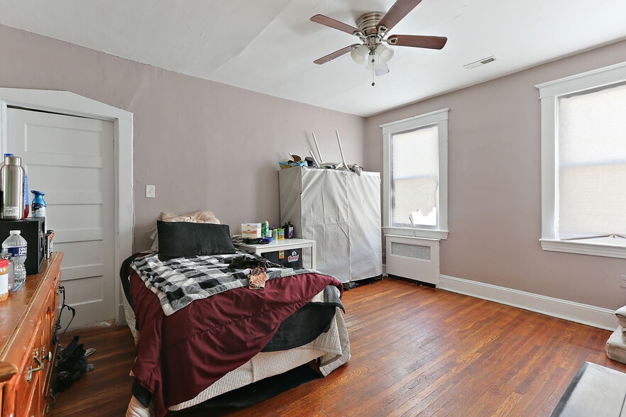 More Photos Of 2519 Liberty Heights Ave, Baltimore Apartments For Sale