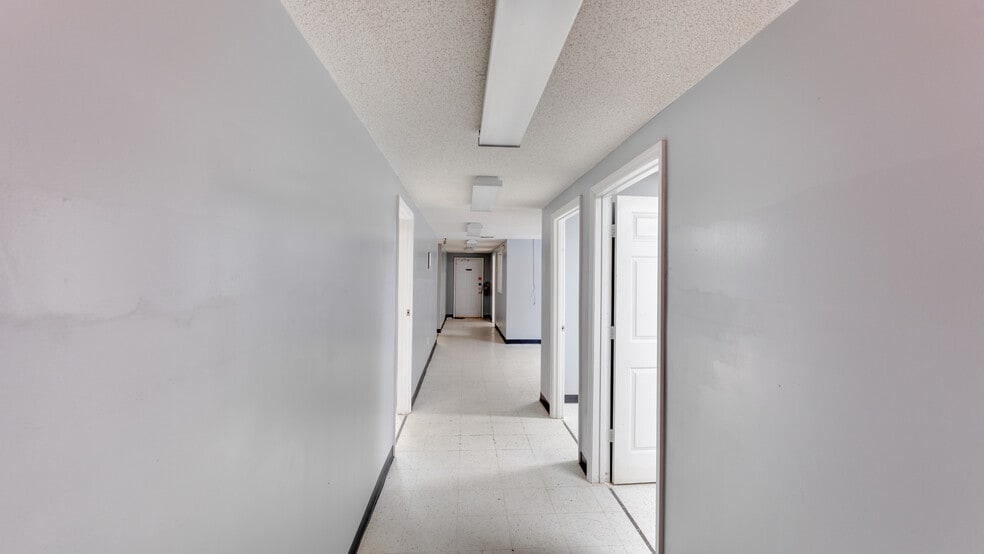 More Photos Of 510 N Walker St, Quitman Light Manufacturing For Lease