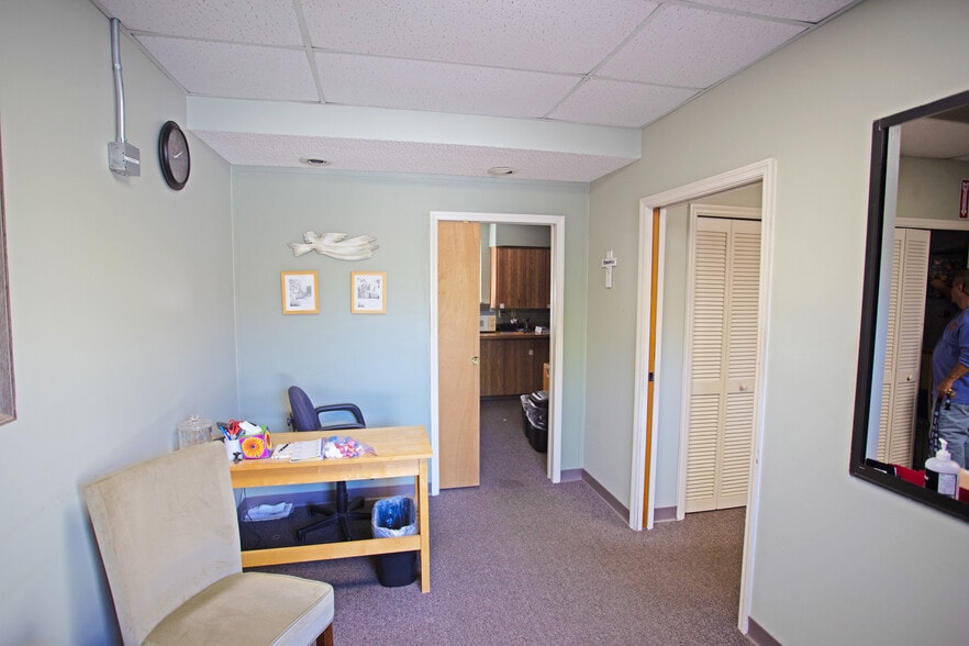 More Photos Of 3925 Red Bug Lake Rd, Casselberry Specialty For Sale