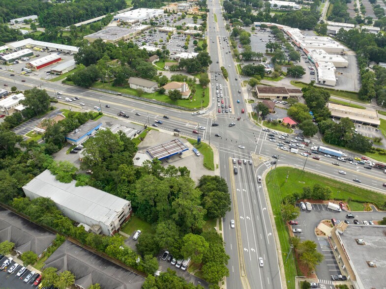 More Photos Of 2908 Mahan Dr, Tallahassee Self Storage For Sale