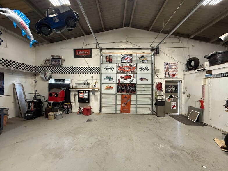 More Photos Of 5012 Andrews Hwy, Odessa Industrial For Sale