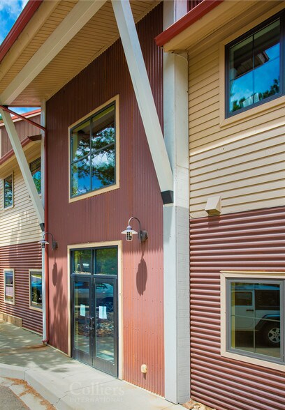 More Photos Of 509 Scott Ave, Woodland Park Medical For Sale