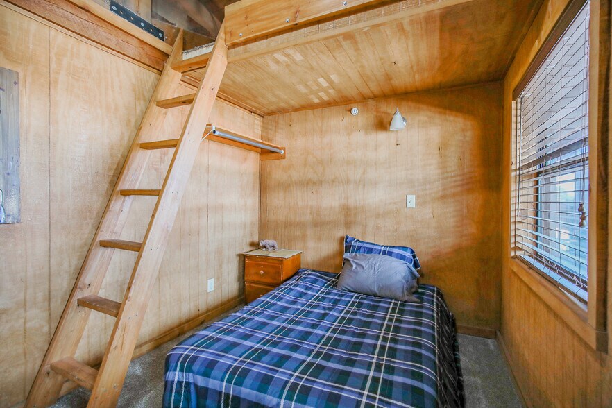 More Photos Of 105 James Canyon Highway, Cloudcroft Restaurant For Sale