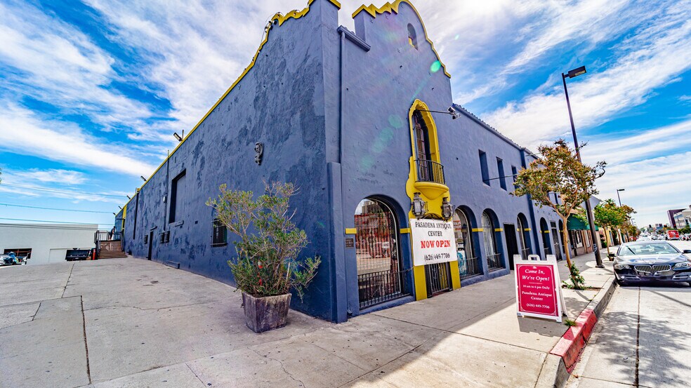 More Photos Of 442 S Fair Oaks Ave, Pasadena Freestanding For Lease