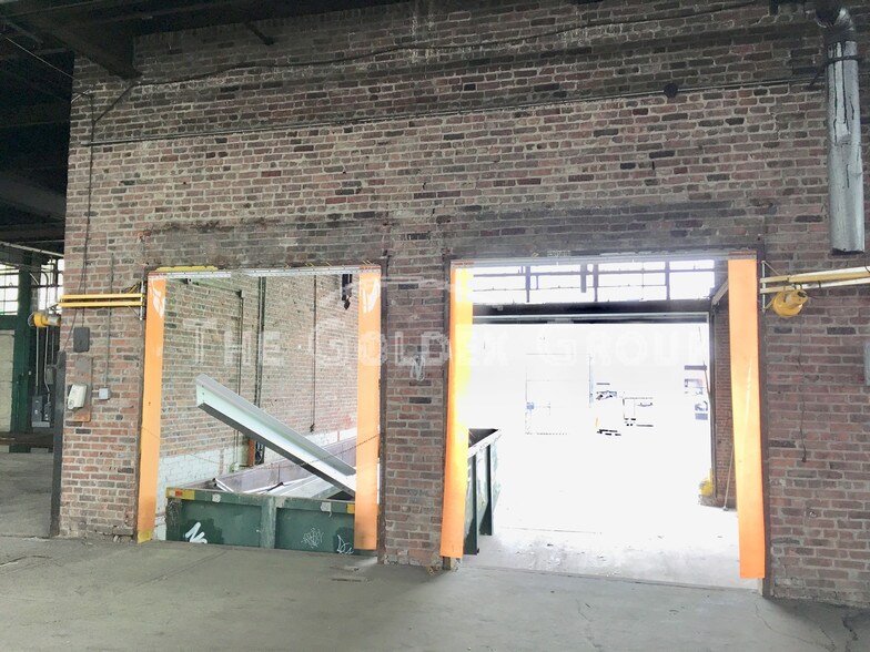 More Photos Of 1281 Viele Ave, Bronx Warehouse For Lease