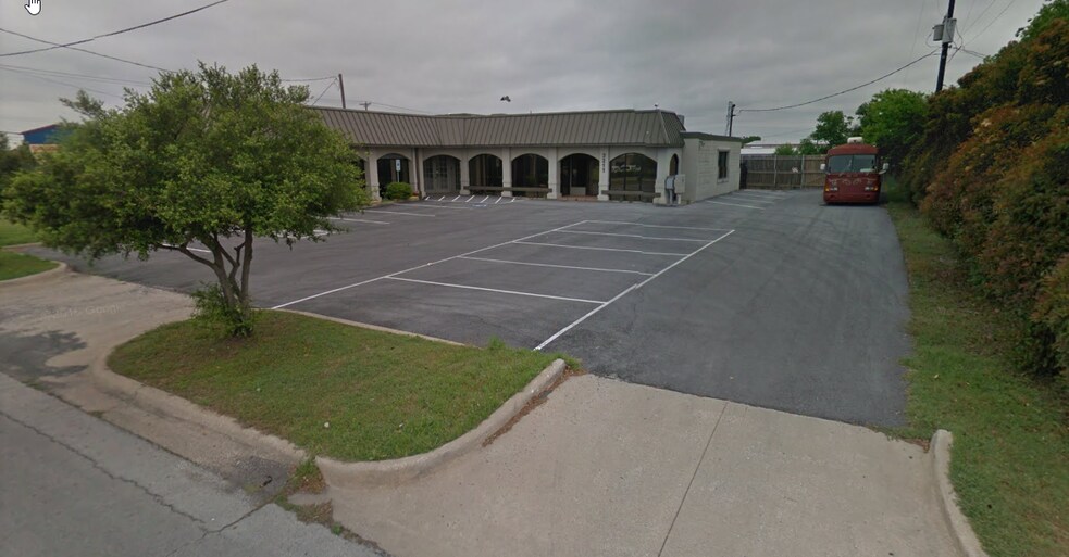 More Photos Of 3211 Norton Dr, Richland Hills Office For Lease