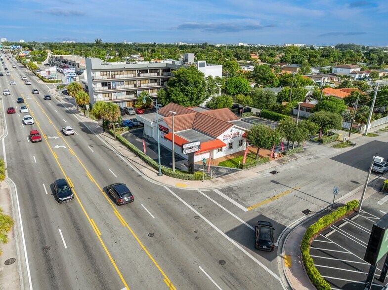 More Photos Of 7101 SW 8th St, Miami Freestanding For Sale