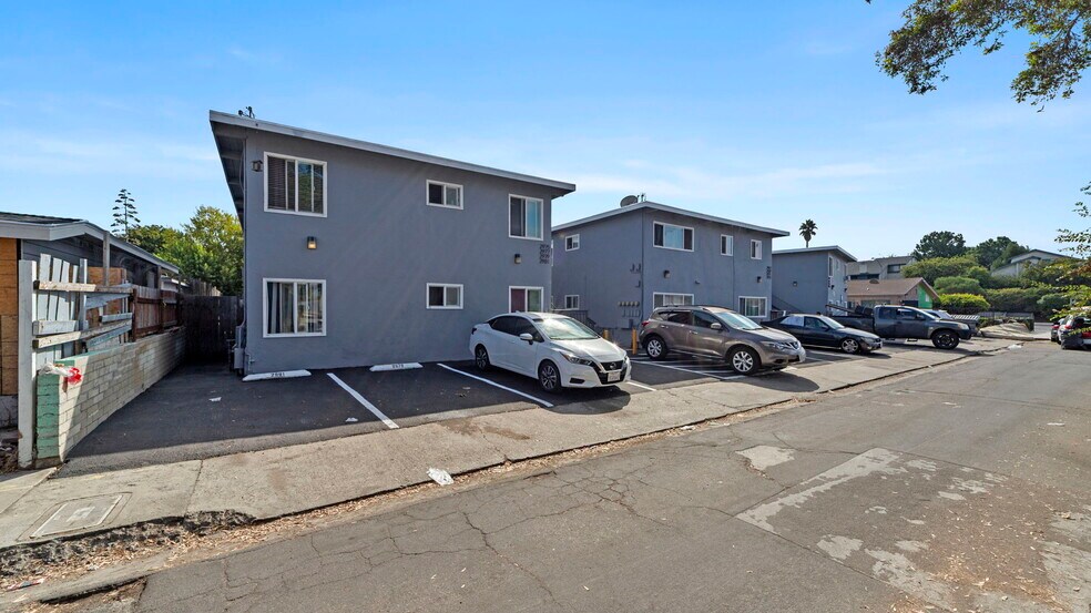 More Photos Of 2959-2981 54th St, San Diego Apartments For Sale