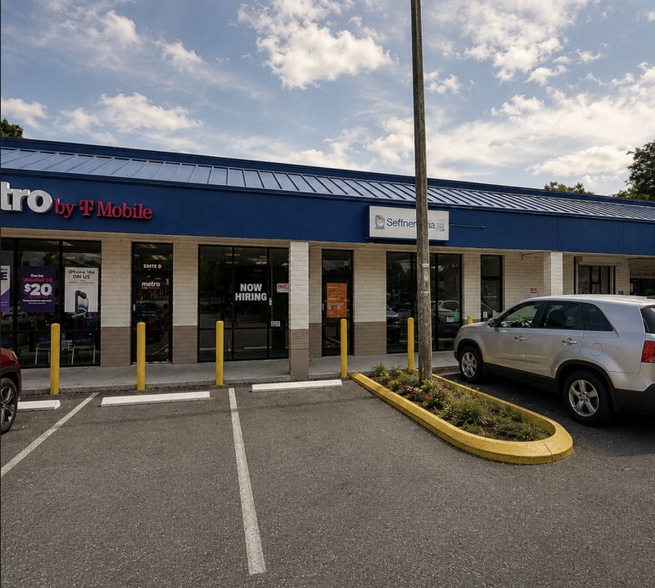 More Photos Of 10907 E US Hwy 92, Seffner Storefront Retail Office For Lease