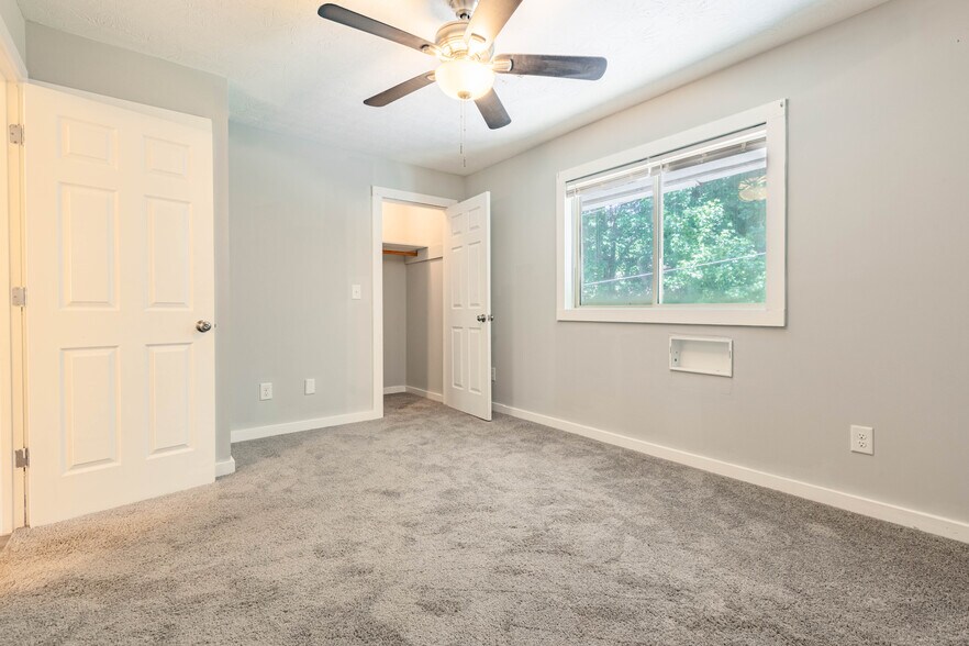 More Photos Of 1944 Dunlap Ave, East Point Multifamily For Sale