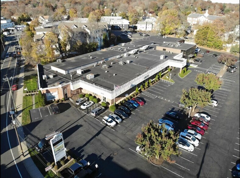 More Photos Of 112 Main St, Norwalk Medical For Lease