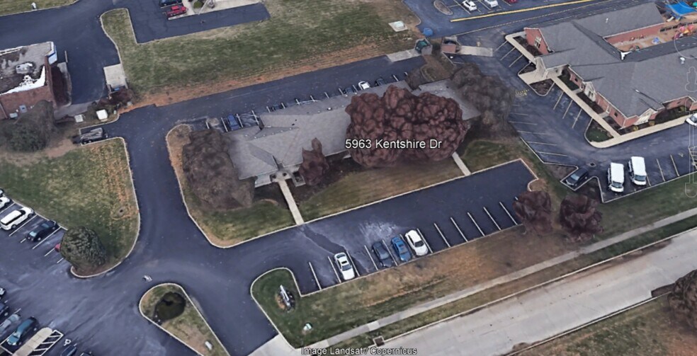 Primary Photo Of 5963 Kentshire Dr, Kettering Medical For Sale