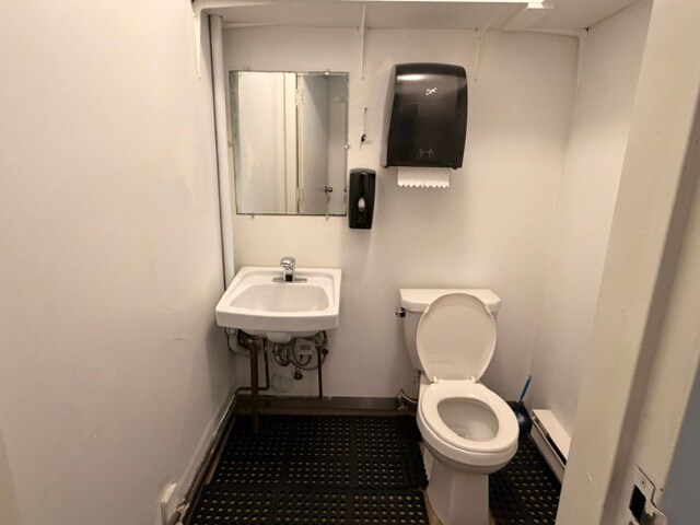 More Photos Of 8851 Beckwith Rd, Richmond Light Manufacturing For Sale