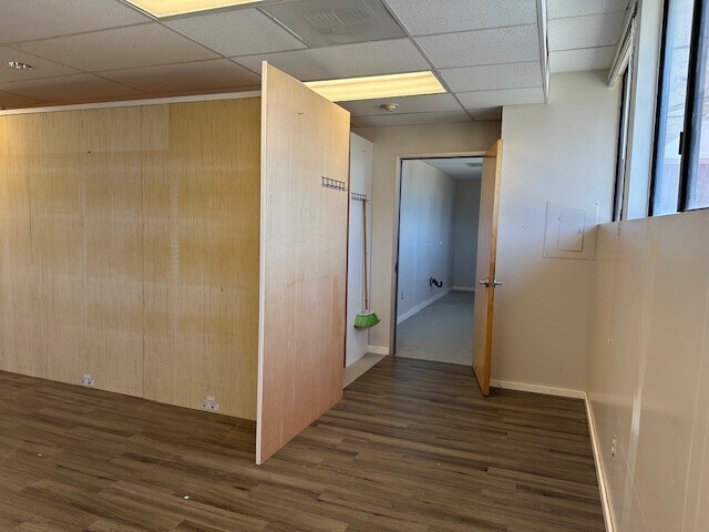 More Photos Of 3056 Del Monte Blvd, Marina General Retail For Lease