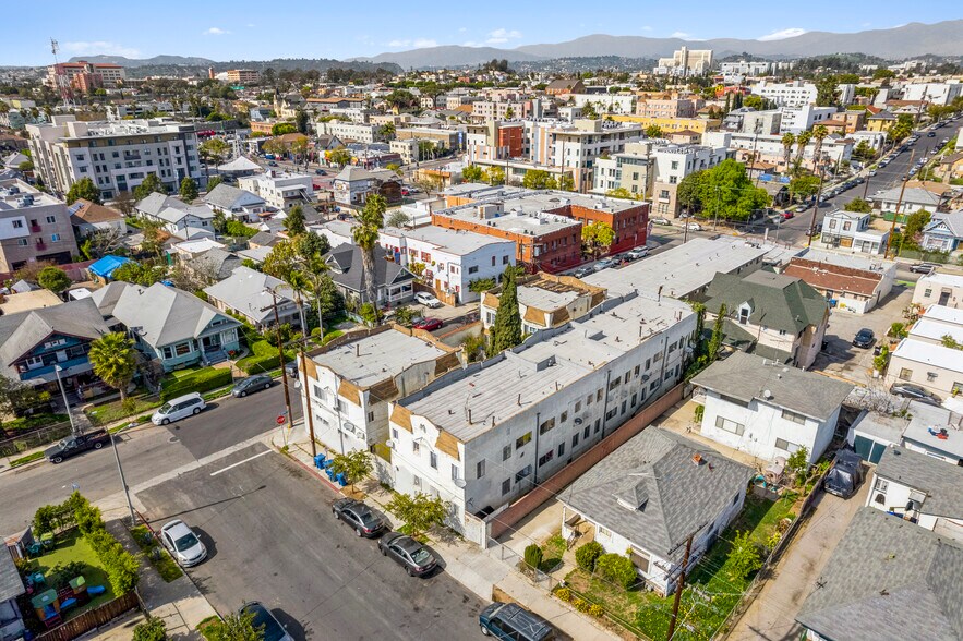 More Photos Of 116-124 S Mathews St, Los Angeles Apartments For Sale