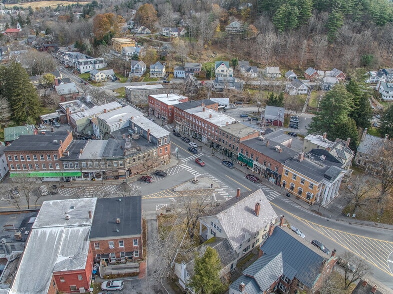 More Photos Of 19 Central St, Woodstock Restaurant For Lease