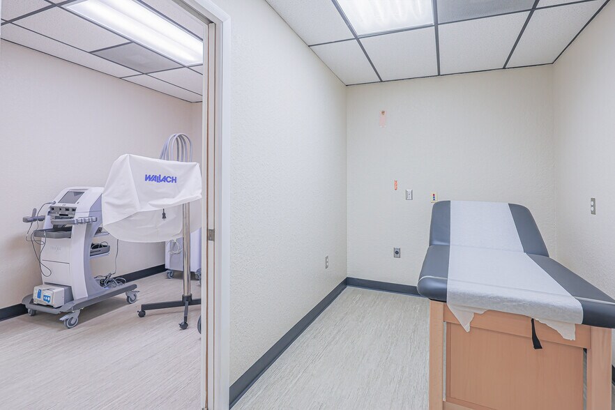 More Photos Of 255 Fortenberry Rd, Merritt Island Medical For Sale