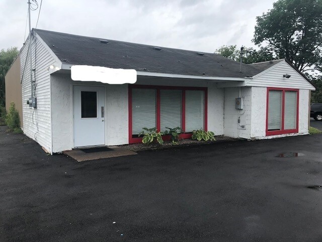 More Photos Of 8557 Oswego Rd, Baldwinsville Office For Lease