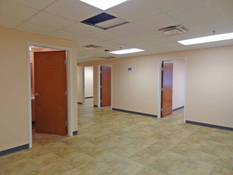 More Photos Of 1311-1319 Pineview Dr, Morgantown Medical For Sale