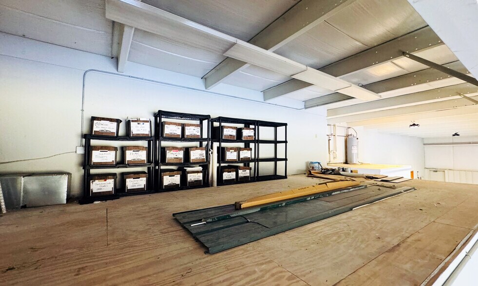 More Photos Of 8240 Stadium Dr, Kalamazoo Light Distribution For Sale