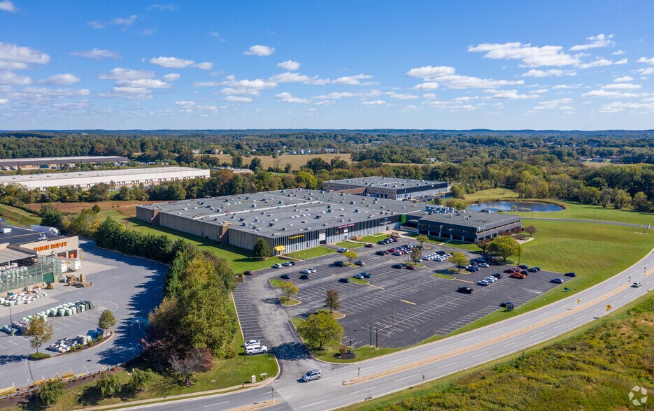 More Photos Of 1332 Londontown Blvd, Eldersburg Light Distribution For Lease