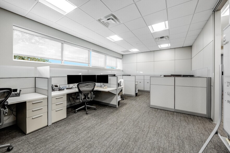 More Photos Of 1050 Satcom Ln, Melbourne Office For Sale
