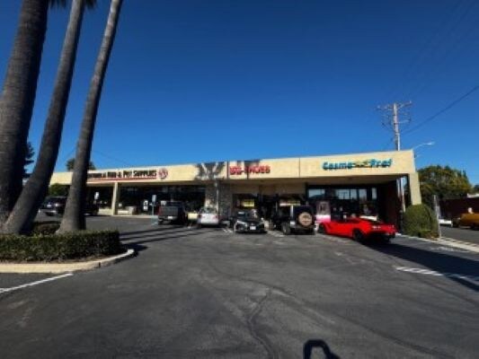 More Photos Of 1501-1505 West Olive Ave, Burbank General Retail For Lease