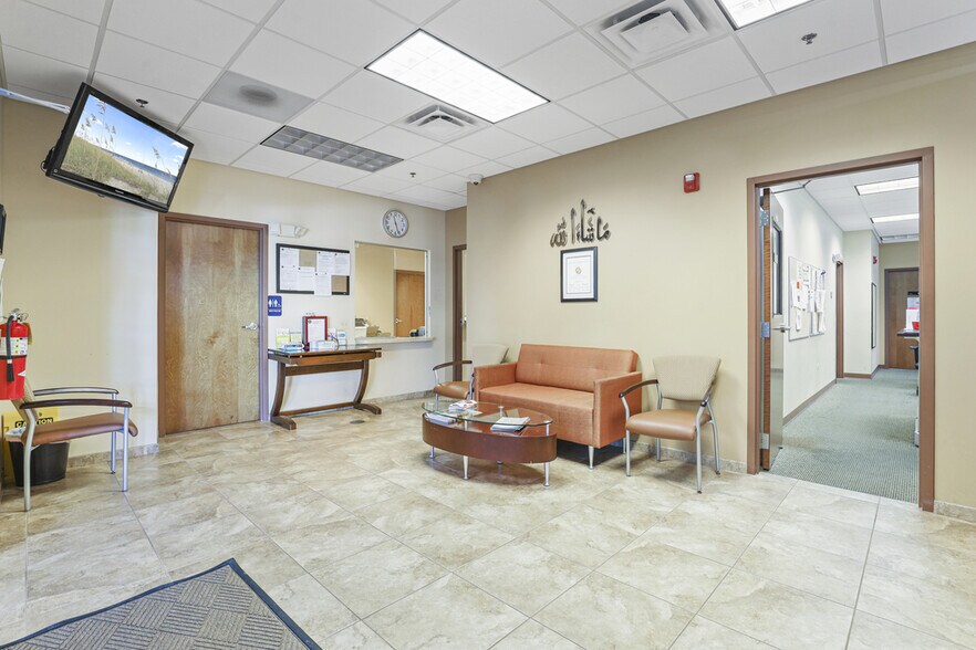 More Photos Of 14489 John Humphrey Dr, Orland Park Medical For Sale