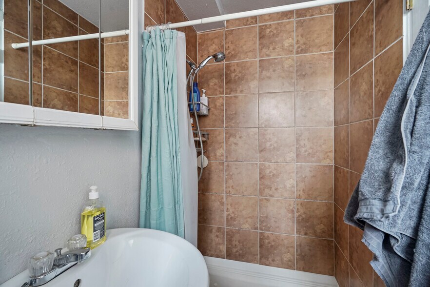 More Photos Of 1736 N Washington St, Denver Multifamily For Sale
