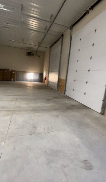 More Photos Of 15 King St, Auburn Service For Lease