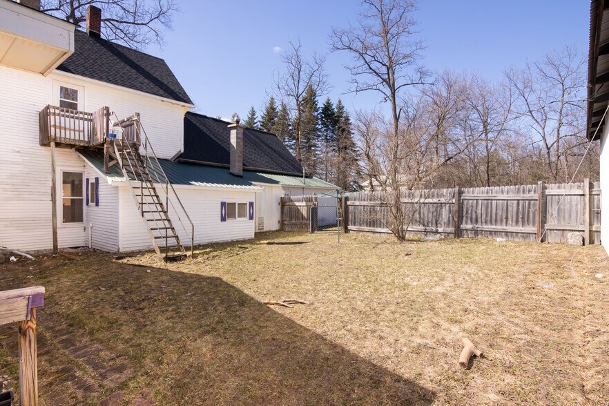 More Photos Of 7596 E State St, Central Lake Apartments For Sale