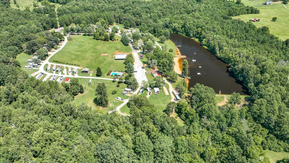 More Photos Of 1105 W Lake Rd, Spout Spring Trailer Camper Park For Sale