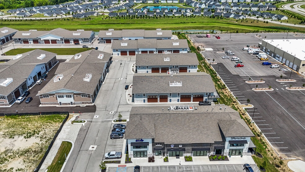 More Photos Of 17725 Motor District Cir, Carmel Showroom For Sale