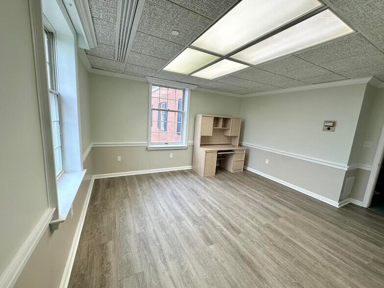 More Photos Of 1 Rossmoor Dr, Monroe Township Medical For Lease