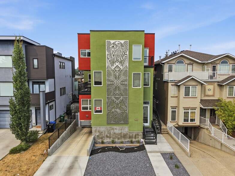 Primary Photo Of 2226 Westmount Rd NW, Calgary Apartments For Sale