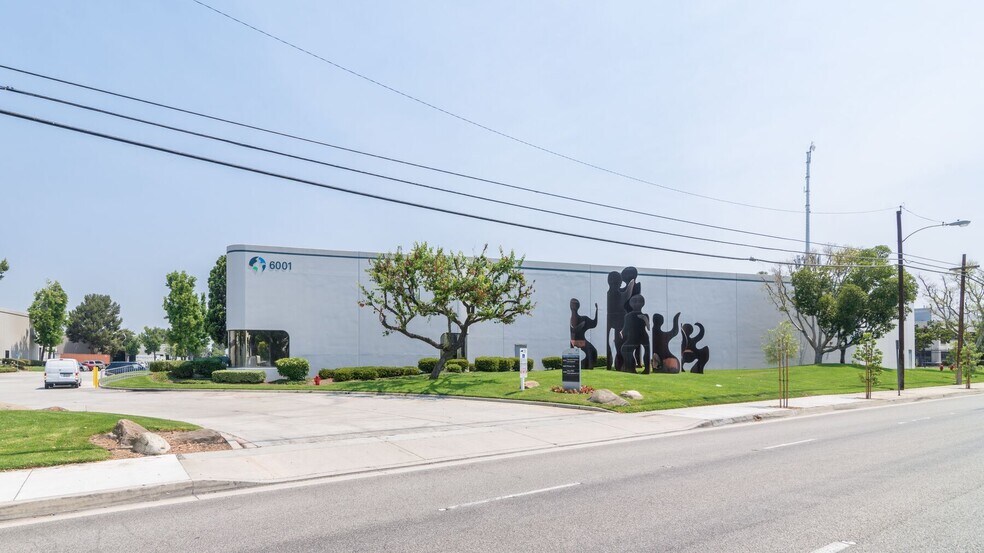 More Photos Of 6007-6025 E Slauson Ave, Commerce Warehouse For Lease