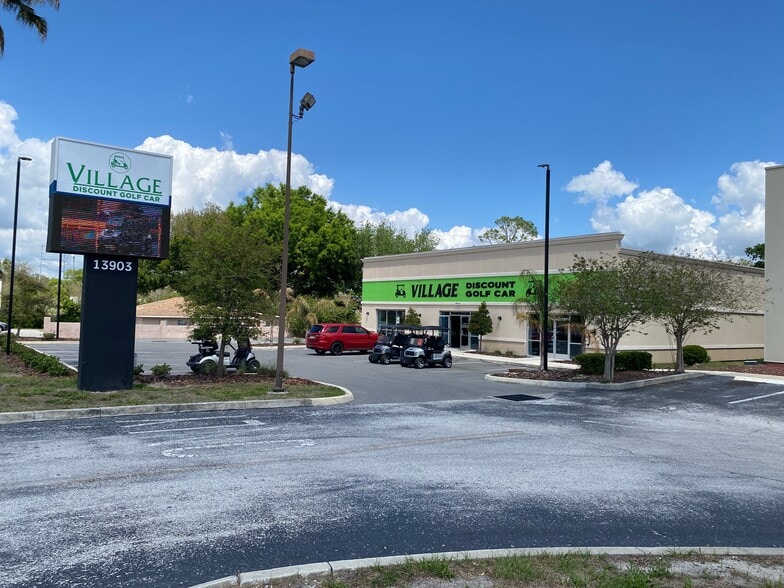 Primary Photo Of 13903 N US Highway 441, Lady Lake Freestanding For Lease