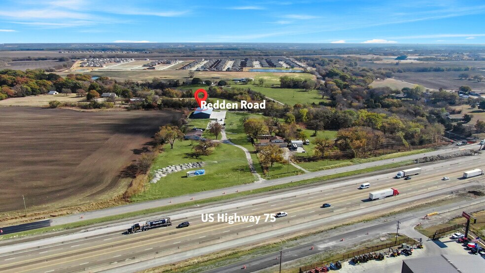 More Photos Of 14596 US Highway 75, Van Alstyne Flex For Lease