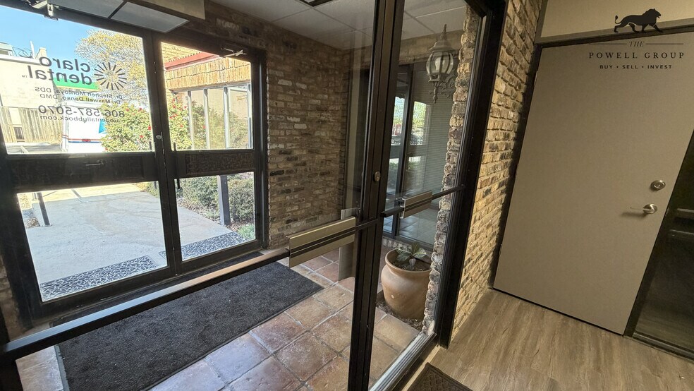 More Photos Of 5730 66th St, Lubbock Medical For Sale