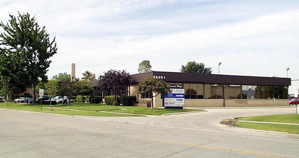 More Photos Of 26091 Sherwood Ave, Warren Office For Lease
