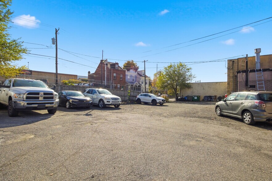 More Photos Of 4343-4355 Torresdale Ave, Philadelphia Auto Dealership For Sale