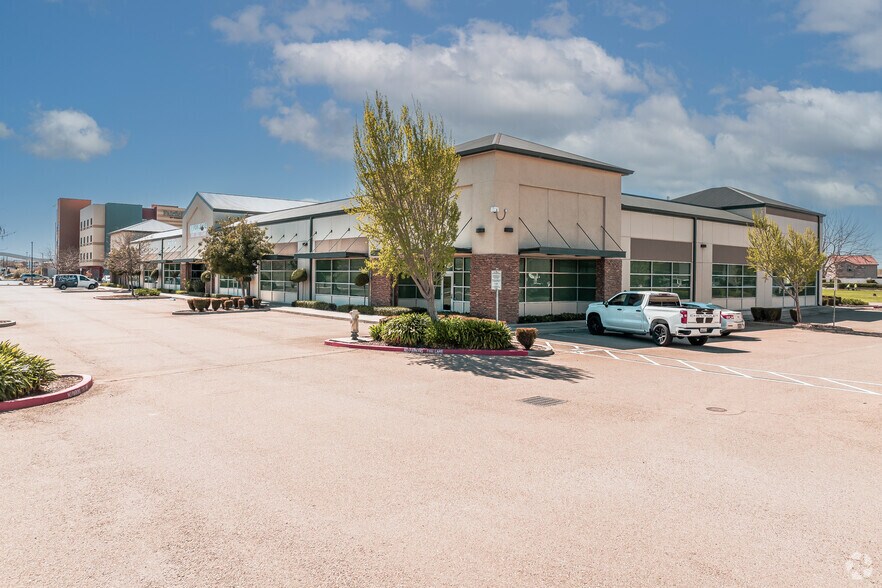 More Photos Of 17395 S Manthey Rd, Lathrop Medical For Sale