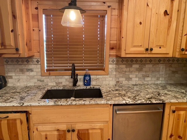 More Photos Of 515 US Highway 77, Ardmore Warehouse For Sale