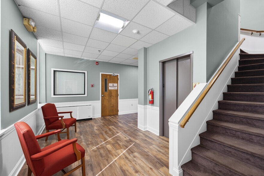 More Photos Of 116 N Church St, Jackson Office For Lease